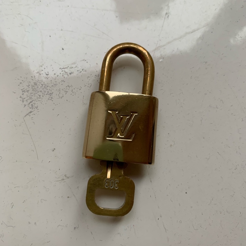 Louis Vuitton Lock Pendant